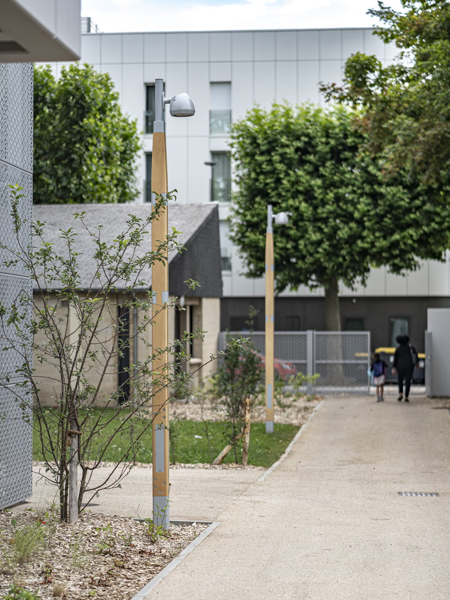Skala mast installed along a path.